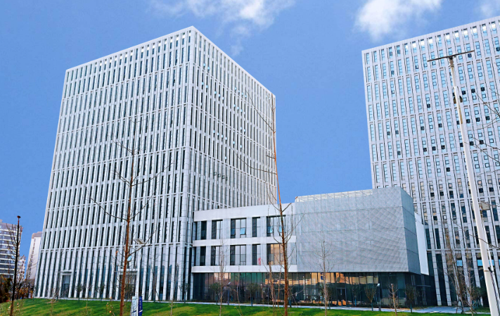 北京四海明德教育咨询：企业内训定制化方案设计与行业应用案例